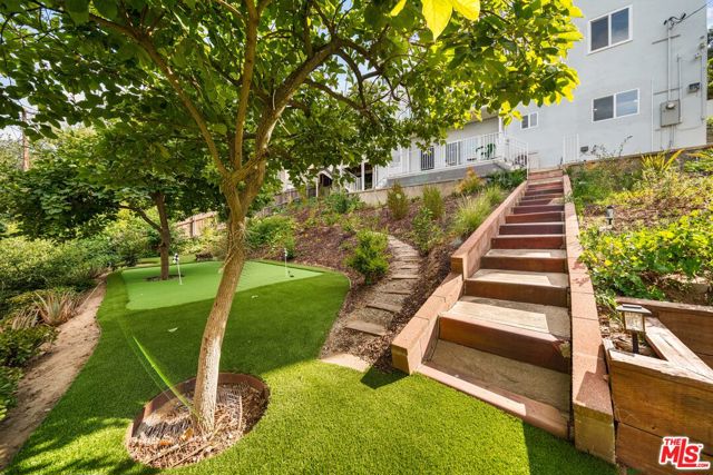 334 Anita Drive, Pasadena CA: https://media.crmls.org/mediaz/05d76416-5bca-4eda-ae6e-6ee12db5a3c9.jpg