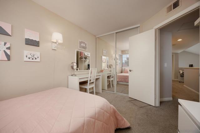 11944 Avenida Marcella, El Cajon CA: https://media.crmls.org/mediaz/05d776c0-4b81-4b64-bf72-8ffbdc3b21a7.jpg