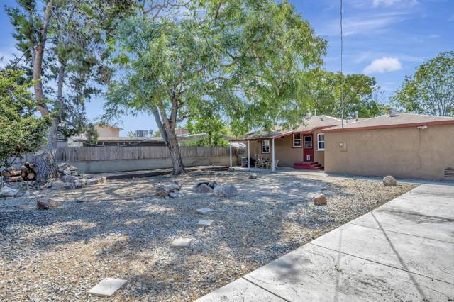 4371 Pomona Avenue, La Mesa CA: https://media.crmls.org/mediaz/05d796b3-c57a-4d3b-88bb-87cc8c079358.jpg