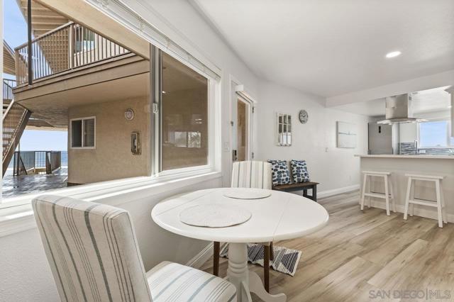 803 S Pacific St, Oceanside CA: https://media.crmls.org/mediaz/05d88cc3-cfb1-45ad-8dda-34c69f6c3a8f.jpg