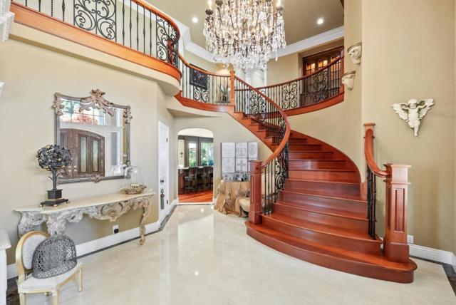 6541 Stonehill Drive, San Jose CA: https://media.crmls.org/mediaz/05d902d2-be44-4b62-9927-e09dfcb3bb27.jpg