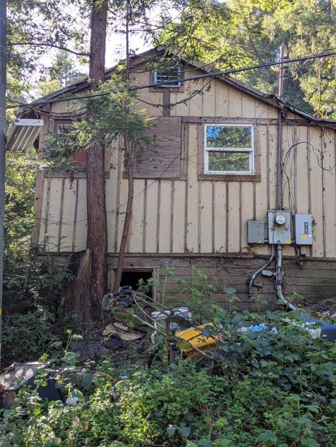11259 Fresco Street, Felton CA: https://media.crmls.org/mediaz/05d92023-9353-4edf-b30f-66c6282733b9.jpg