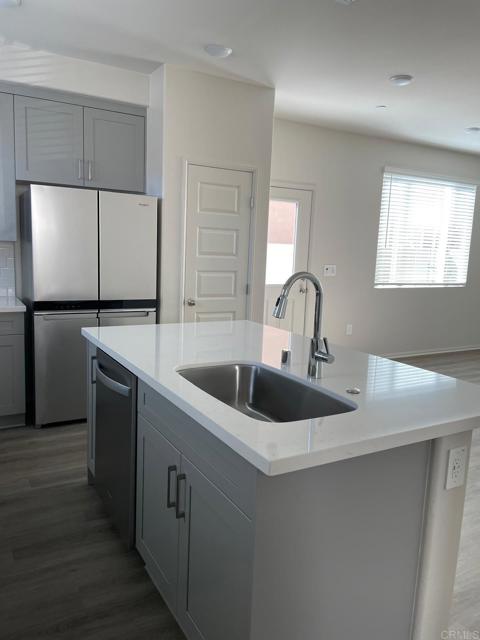 Detail Gallery Image 2 of 75 For 28325 via Moscotel, Temecula,  CA 92591 - 3 Beds | 2/1 Baths