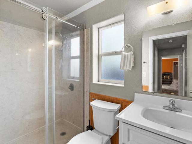 18625 Northridge Drive, Salinas CA: https://media.crmls.org/mediaz/05db28df-4a22-43d9-acbd-22b5955b0abd.jpg