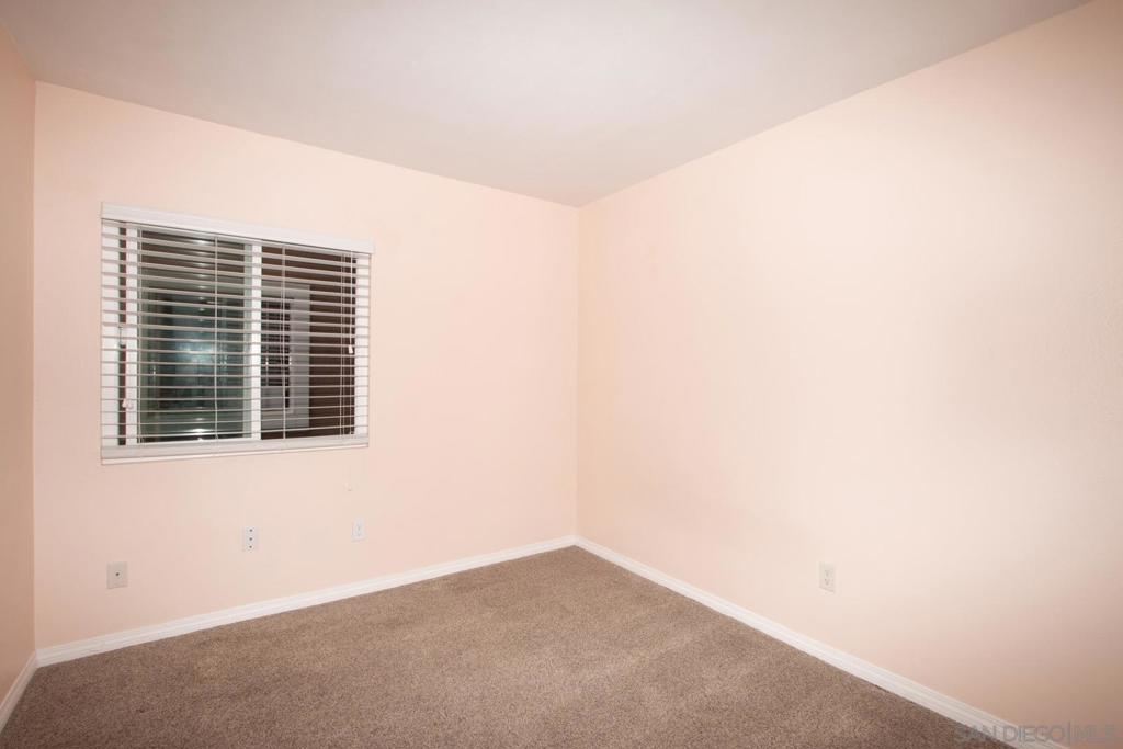 17093 Bernardo Dr - photo 20