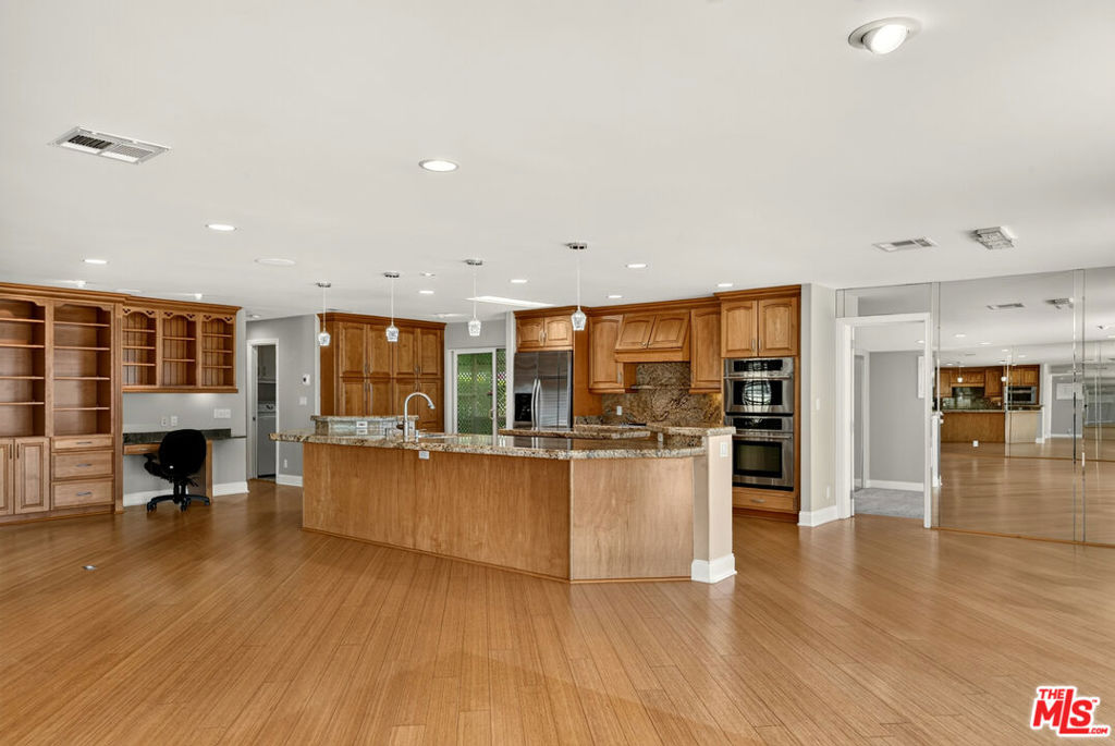 MLS #26873573 image #8