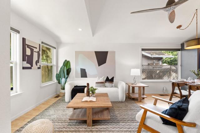 2154 Dumbarton Avenue, East Palo Alto CA: https://media.crmls.org/mediaz/05dc925b-ebd8-40f0-93ef-be0349807610.jpg