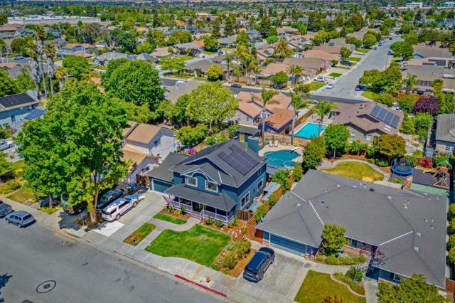 1851 Severinsen Street, Hollister CA: https://media.crmls.org/mediaz/05dcac84-51bd-4dfc-8b0f-52033bdcdd6c.jpg