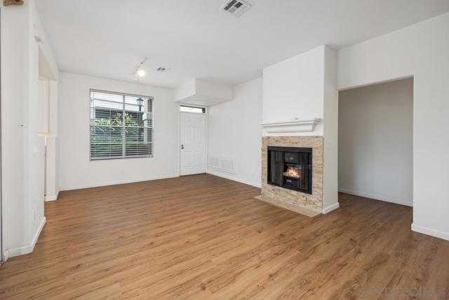 3539 Caminito El Rincon, San Diego CA: https://media.crmls.org/mediaz/05dcbb27-0482-419d-9b89-19a46751b9bd.jpg