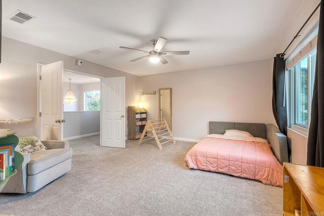 4540 Arbor Glen Way, Oceanside CA: https://media.crmls.org/mediaz/05dd62b0-0450-4db8-a16b-d0da5a335006.jpg