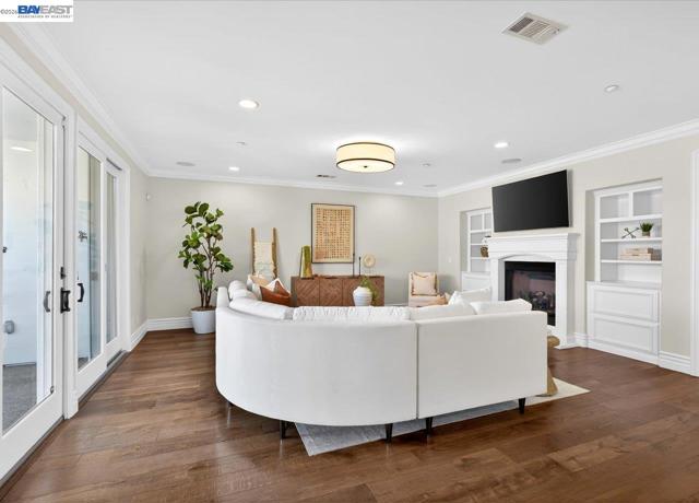 Image 19 of 60 For 130 Tamarind Ln