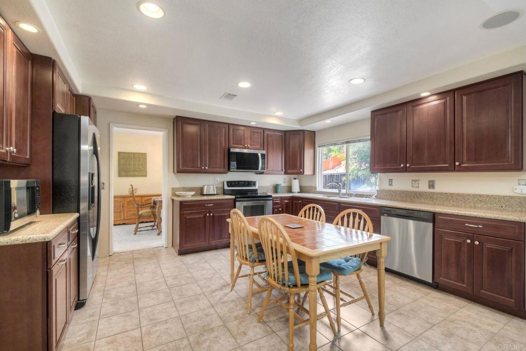 14404 Janal Way - photo 12