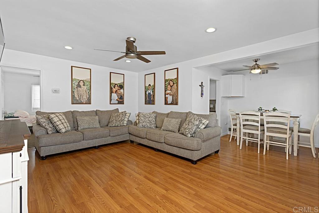 709 N Midway Drive