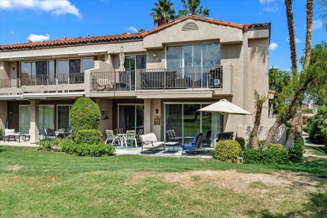 55331 Winged Foot, La Quinta CA: https://media.crmls.org/mediaz/05e084ee-fb48-4b17-bfd4-bc8234a3515c.jpg