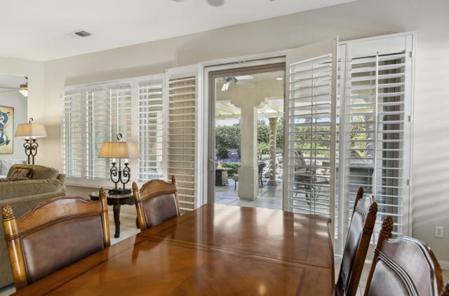 81438 Avenida Altamira, Indio CA: https://media.crmls.org/mediaz/05e0b4c5-ee1d-44b7-b261-9f6a8806b5ad.jpg