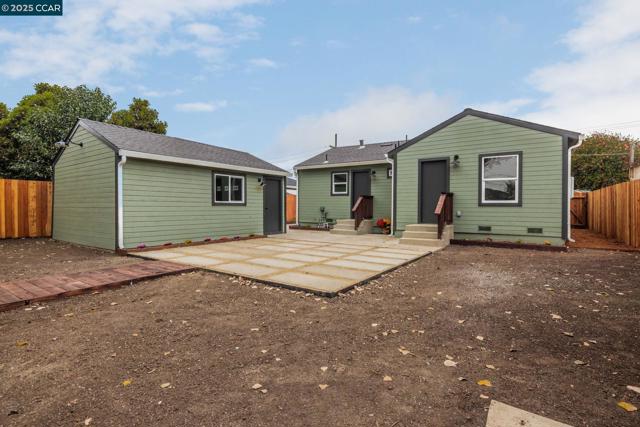 3064 Baywood Ln, San Pablo CA: https://media.crmls.org/mediaz/05e152d5-613f-4519-8f69-2366e9d11d34.jpg