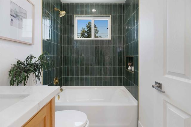 2750 Landscape Drive, San Diego CA: https://media.crmls.org/mediaz/05e2c8a6-4c36-481b-8390-f68772d18f51.jpg