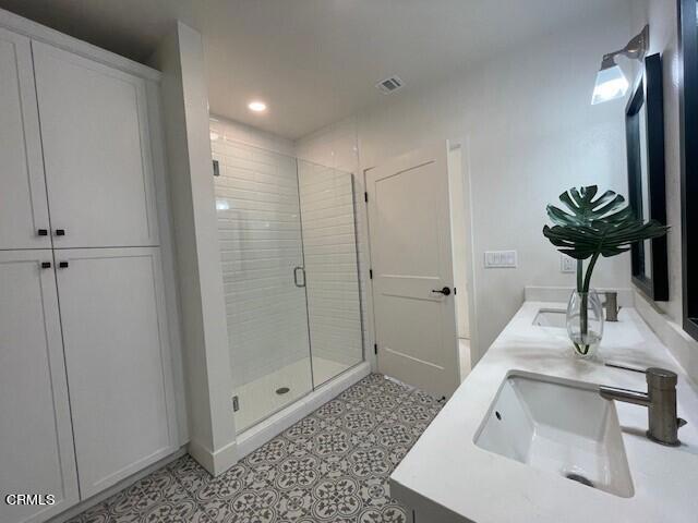 Detail Gallery Image 9 of 37 For 2218 E Main Street St #305,  Ventura,  CA 93001 - 3 Beds | 2/1 Baths