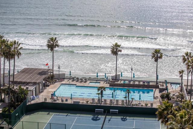 1830 Avenida Del Mundo, Coronado CA: https://media.crmls.org/mediaz/05e3b146-f9e2-49e9-a991-384e76444c64.jpg