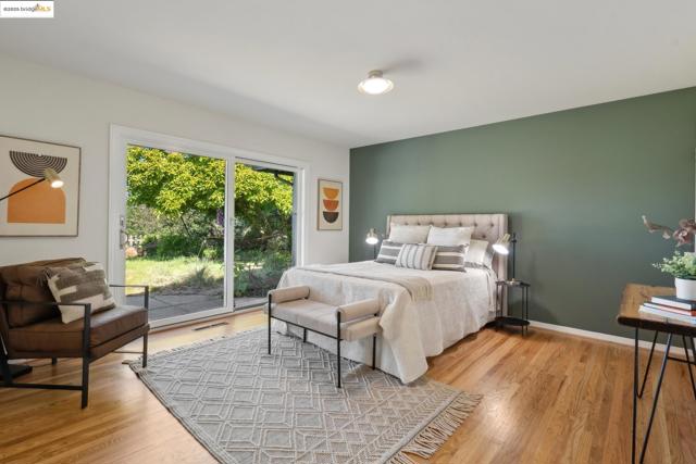 6824 Wilton Dr, Oakland CA: https://media.crmls.org/mediaz/05e3c163-7822-464f-a1b1-4282c666761c.jpg