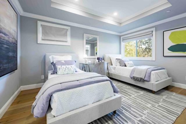 4118 Sutherland Drive, Palo Alto CA: https://media.crmls.org/mediaz/05e4f834-0b91-45a1-8581-dce4644ff329.jpg