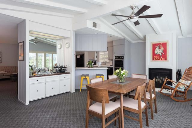 160 Hilligoss Drive, Cathedral City CA: https://media.crmls.org/mediaz/05e51258-a5f3-4df9-9522-8b9c2c495937.jpg