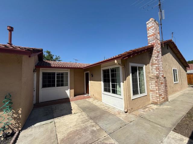 835 Saraband Way, San Jose CA: https://media.crmls.org/mediaz/05e633d4-130a-47db-b1a4-810c6ee854fc.jpg