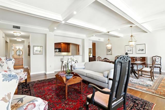 10 CRYSTAL SPRINGS Road, San Mateo CA: https://media.crmls.org/mediaz/05e81715-2173-4039-8d03-e22cab9f20f5.jpg