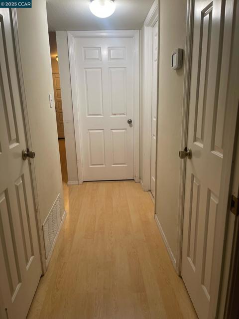 1140 Detroit Avenue, Concord CA: https://media.crmls.org/mediaz/05e9e5de-bef0-4864-bd21-2a1d60ebfe86.jpg