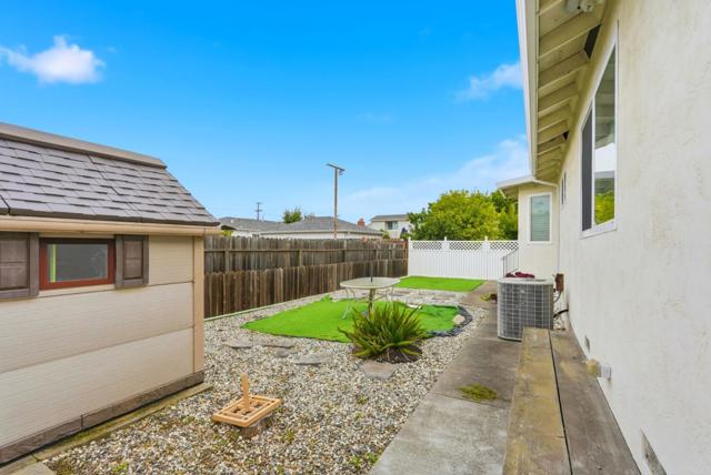 418 Sybil Avenue, San Leandro CA: https://media.crmls.org/mediaz/05eaf655-a0ec-45da-8b10-74f68560edec.jpg