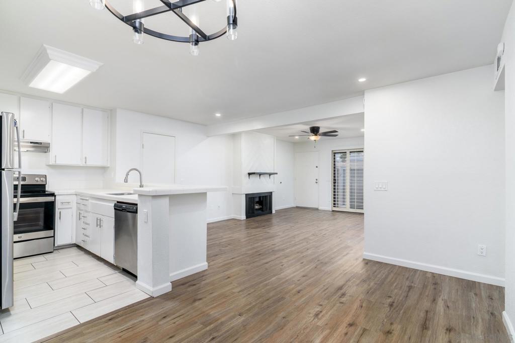 9249 Village Glen Dr. - photo 13