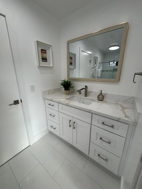 3211 Pentland Court, San Jose CA: https://media.crmls.org/mediaz/05eb2b5a-39bd-4e4e-afae-0b0db5e8867b.jpg