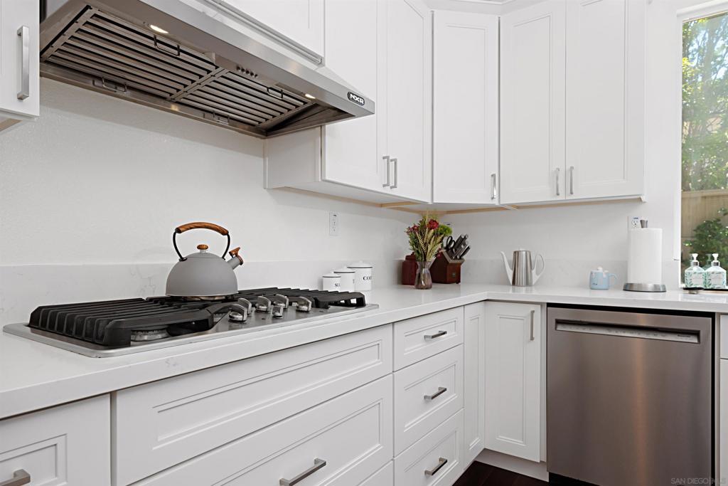 MLS #250043082SD image #12