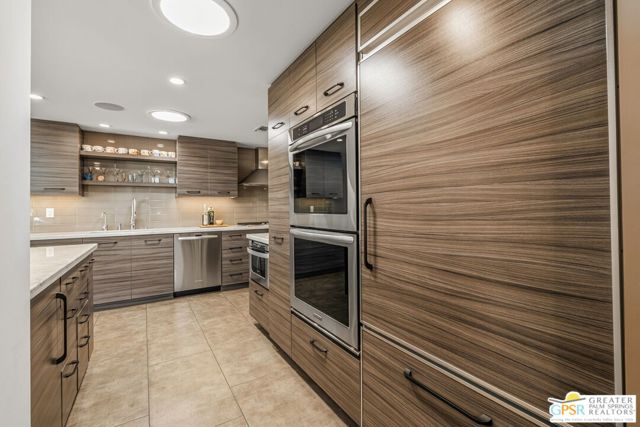 2420 Paseo Del Rey, Palm Springs CA: https://media.crmls.org/mediaz/05ed4dae-b6ec-4c3a-8da9-1870a24d5426.jpg