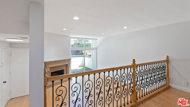 Drew Fenton | 1666 Palisades Drive Pacific Palisades CA | MLS: 7131829
