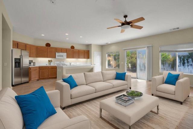 64178 Yosemite Lane, Desert Hot Springs CA: https://media.crmls.org/mediaz/05efc7f8-9b34-4284-82c6-314db5cd9dbc.jpg