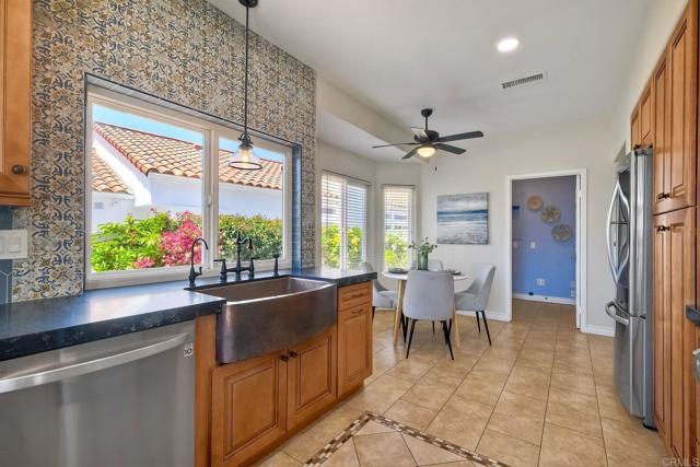 4956 Lamia Way, Oceanside CA: https://media.crmls.org/mediaz/05f1332b-a36e-4895-9f66-04e139c12a2a.jpg