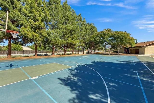 692 Hathaway Court, San Jose CA: https://media.crmls.org/mediaz/05f2448f-c931-4a5e-a1ed-c9e5c91d9aa7.jpg