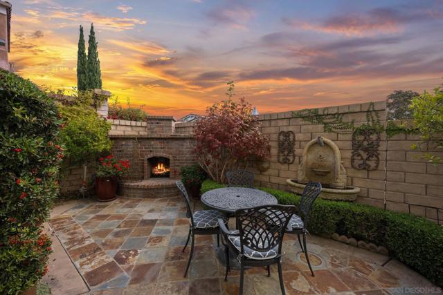 1329 Caminito Balada, La Jolla CA: https://media.crmls.org/mediaz/05f264a0-c351-434f-a5d4-f95452d73a13.jpg