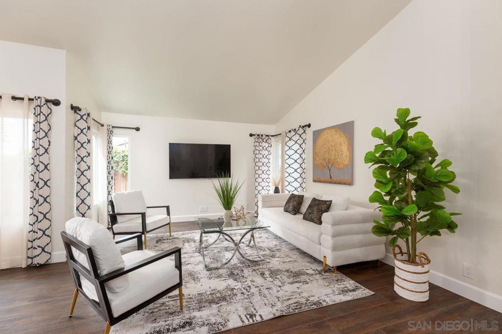 13053 Trail Dust Ave - photo 4