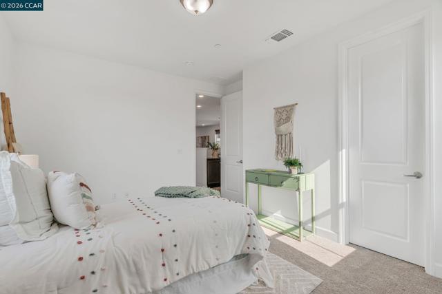 1553 S Perkins Place, Mountain House CA: https://media.crmls.org/mediaz/05f33198-1277-407f-9c30-a74c815bd19e.jpg