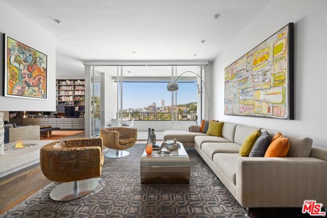 1100 Alta Loma Road, West Hollywood CA: https://media.crmls.org/mediaz/05f3b1ce-d23d-4201-8bb4-62772ae764c8.jpg