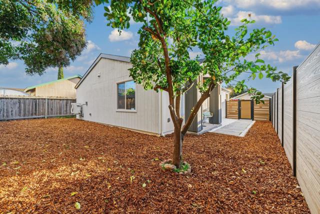 2974 Bell Avenue, San Jose CA: https://media.crmls.org/mediaz/05f48607-cef9-454c-a0e1-6992438f5f5d.jpg