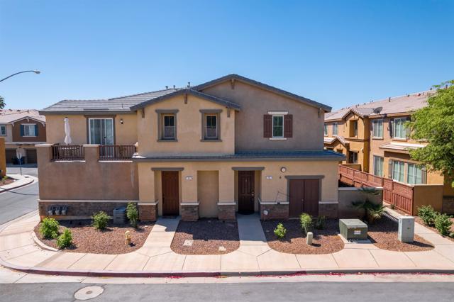 Detail Gallery Image 1 of 42 For 422 Cool Creek Ct #5,  Brawley,  CA 92227 - 3 Beds | 2/1 Baths