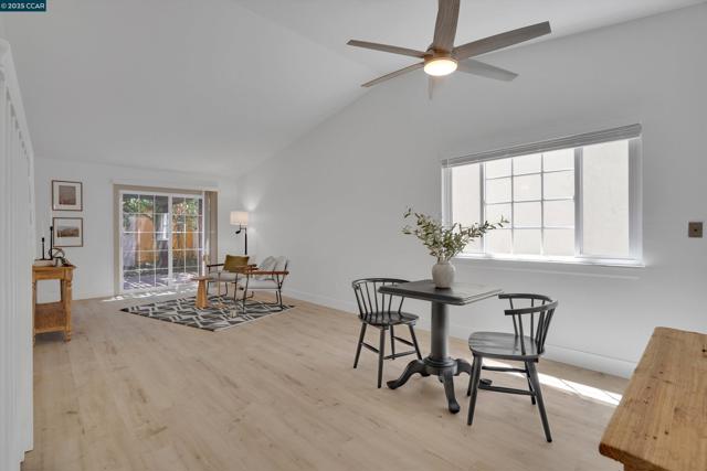 3253 Madrone St, Antioch CA: https://media.crmls.org/mediaz/05f66004-8826-42e3-a64b-0091b17d99e7.jpg