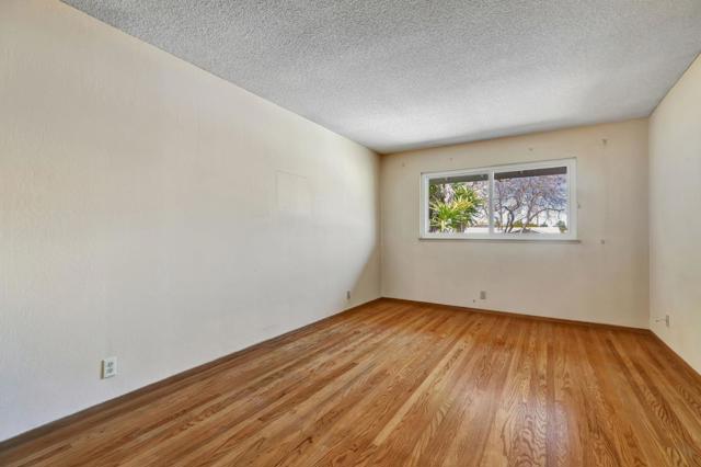 1006 W Knickerbocker Drive, Sunnyvale CA: https://media.crmls.org/mediaz/05f70cd7-3160-4c39-a4a4-e919cab58963.jpg