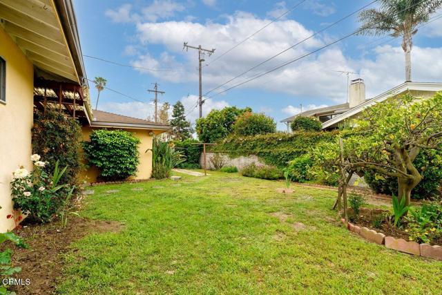 209 Dorothy Avenue, Ventura CA: https://media.crmls.org/mediaz/05f74258-8619-4cb2-ad7d-a63140b298e8.jpg