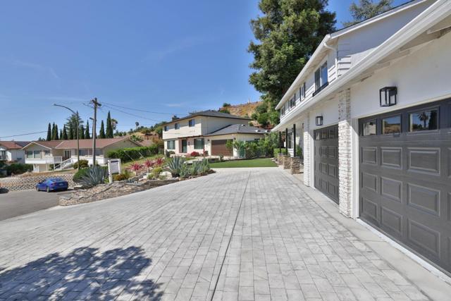 950 Macduff Court, San Jose CA: https://media.crmls.org/mediaz/05f74cbe-8532-4ed3-85e2-a4b120fa57b1.jpg