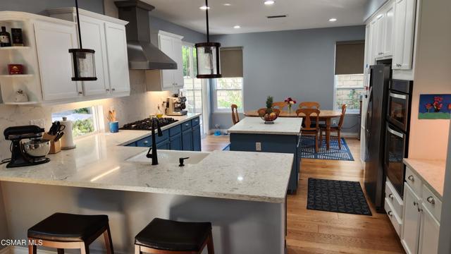 76 Boulder Creek Road, Simi Valley CA: https://media.crmls.org/mediaz/05f7e033-3e63-42cd-9331-c2af2293d20d.jpg