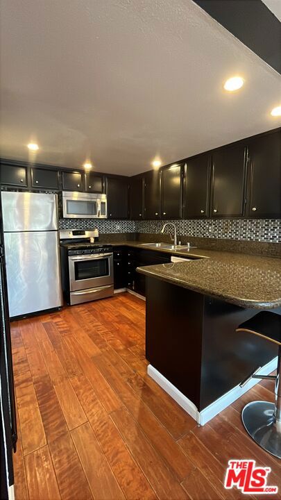 3050 S Bristol Street, Santa Ana CA: https://media.crmls.org/mediaz/05f83d9b-f7af-4b8b-b84d-5cc2012dfcae.jpg